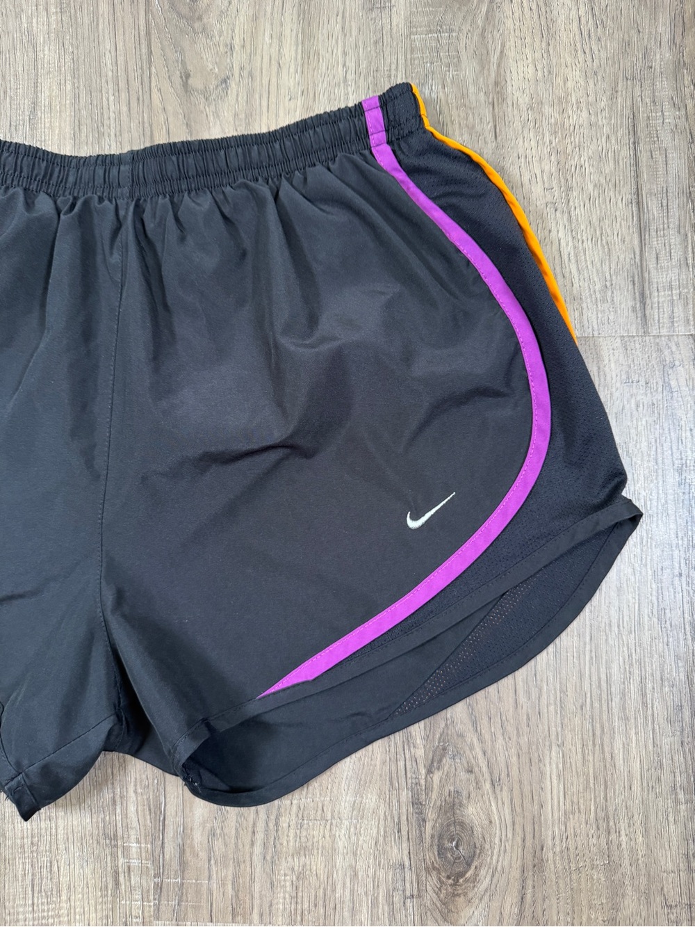 Vintage Nike Dri-FIT Tempo Shorts Black Multicolor Trim M - Picture 4 of 9